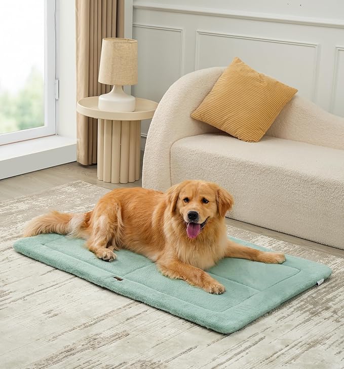 Made4Pets Dog Crate Pad Bed for Large Dogs, Washable & Reversible, Anti-Slip Kennel Mat for Cozy Sleeping, Soft Fluffy Dog Bed for Indoor & Outdoor Use, 41"x29", Green