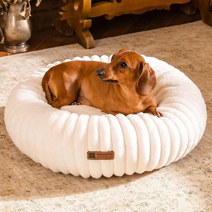 MEWOOFUN Donut Dog Beds for Small Dog, Calming Bed Round Cute Puppy Bed with Non-Slip Bottom, Fluffy Washable Pet Bed for Puppy and Kitten (Cream, S (25x25x7))