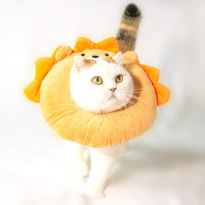 Adjustable Cat Recovery Collar Soft,Cute Pet E-Collar Neck Cone After Surgery Wound Healing Protective Cone Fit for Kitties, Small Dogs(ELC05-lion-m)