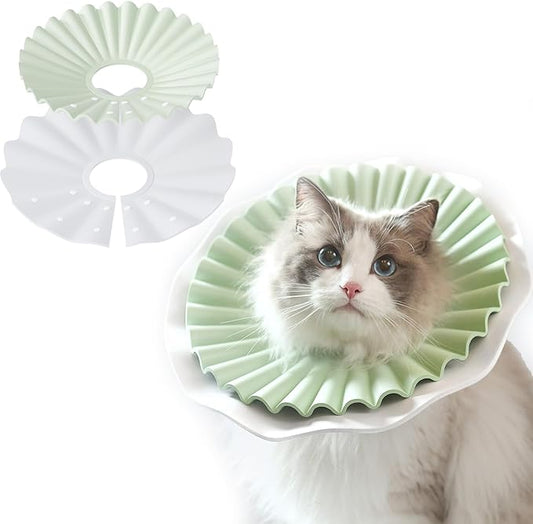 Soft Cat Cone Collar for Cats & Kittens – Adjustable Lightweight Recovery E-Collar to Stop Licking, Scratching & Biting After Surgery, Comfortable Wound Healing Cone Alternative (Green, S)