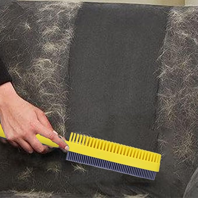 Rubber Pet Hair Removal Brush, Dogs Cats Hair Lint Remover Tool Massage Bath Comb Brush for Cleaning and Grooming (Yellow)