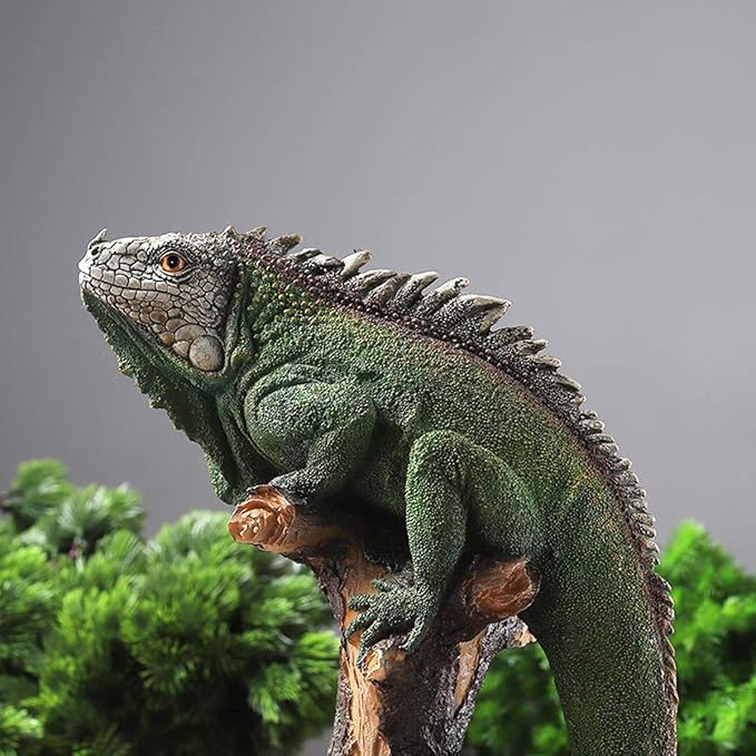 14 Inch Lizard Statue Resin Sculpture Decor Figurines for Home Decor Accents, Living Room Bedroom Office Decoration - Animal Sculptures Collection for Lizard Lovers