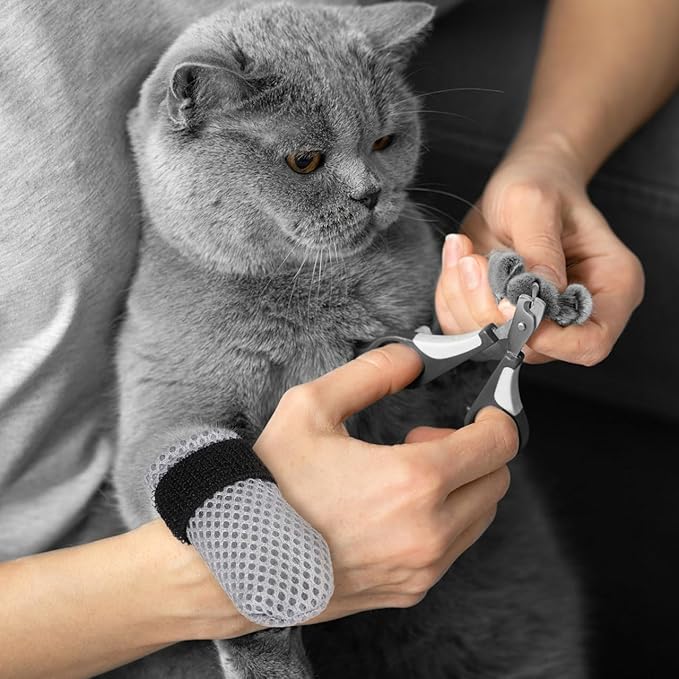 4Pcs Cat Nail Caps, Cats Booties Mittens Paw Covers Caps Shoes for Bathing Shaving Checking Nail Cutting, Pet Grooming Socks AntiScratch Adjustable Pet Claw Protector Foot Sleeves, Grey M