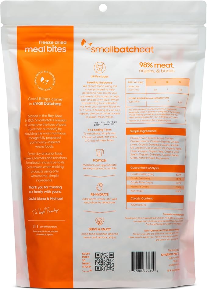 smallbatch Pets Freeze Dried Cat Treats, Raw Dry Cat Food Bites, Chicken Recipe, High Protein Food Topper or Training Treats for Cats, Humanely Sourced Meat, Made in The USA, Non GMO, 10 oz Bag