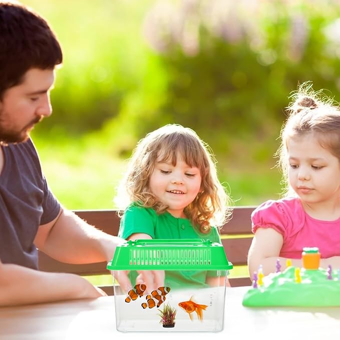 Portable Fish Tank Handheld Fish Tank,Plastic Mini Fish Box Transparent Cutout Design, Plastic Aquarium with Handle for Turtle and Pet Fish (Random Color Lid)