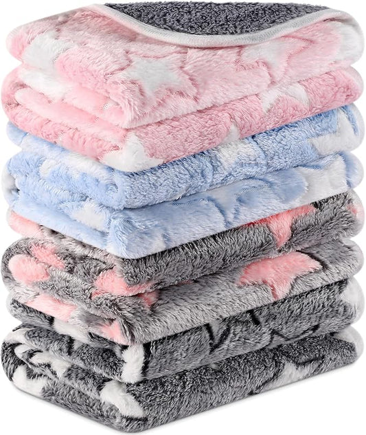 Reginary 4 Pcs Waterproof Guinea Pig Blankets Washable Small Animal Fleece Bedding Absorbent Guinea Pig Cage Liners Reusable Pet Pee Pad Sleep Mat for Hamster Ferret(Cute Star Pattern,35 x 24 Inch)