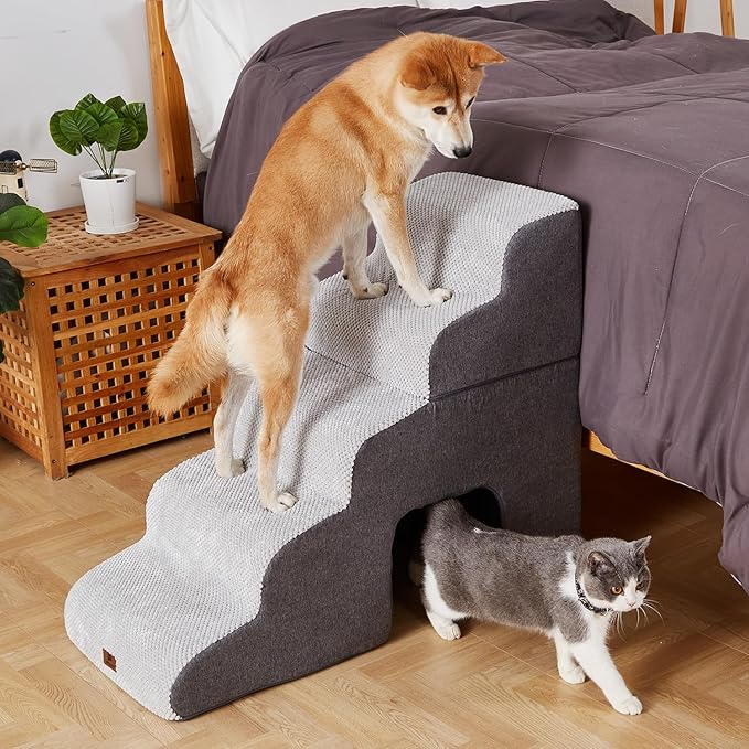 Pettycare Dog Stairs Ramp for High Beds and Couch,Curved Dog Steps for Small Pets, Pet Stairs Non-Slip Balanced Portable Puppy Ramp Indoor, 5 Steps,Grey