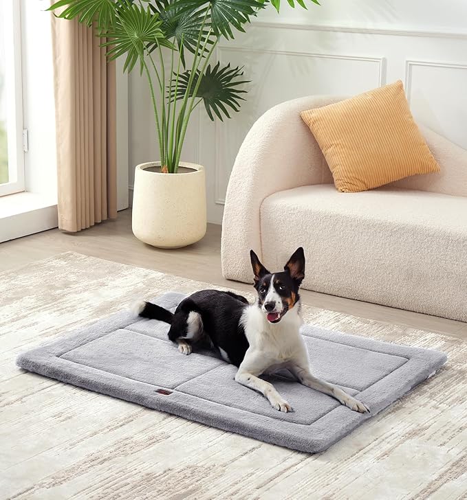 Made4Pets Dog Crate Pad Bed for Large Dogs, Washable & Reversible, Anti-Slip Kennel Mat for Cozy Sleeping, Soft Fluffy Dog Bed for Indoor & Outdoor Use, 36"x27", Gray