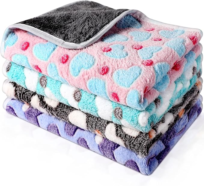 Reginary 4 Pcs Waterproof Guinea Pig Blankets Washable Small Animal Fleece Bedding Absorbent Guinea Pig Cage Liners Reusable Pet Pee Pad Sleep Mat for Hamster Ferret(Heart Pattern,24 x 16 Inch)