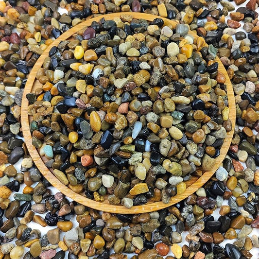 10LB Pea Gravel for Landscaping,1/4 Inch Aquarium Gravel. Decorative River Rocks for Fish Tank Succulent Vase Cactus Bonsai Plant Soil Cover and Outdoor Landscaping Rocks